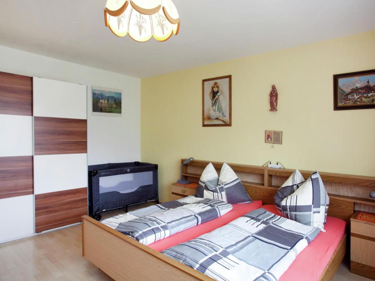 Sunny Holiday Flat With Balcony วาไกรน์ ภายนอก รูปภาพ