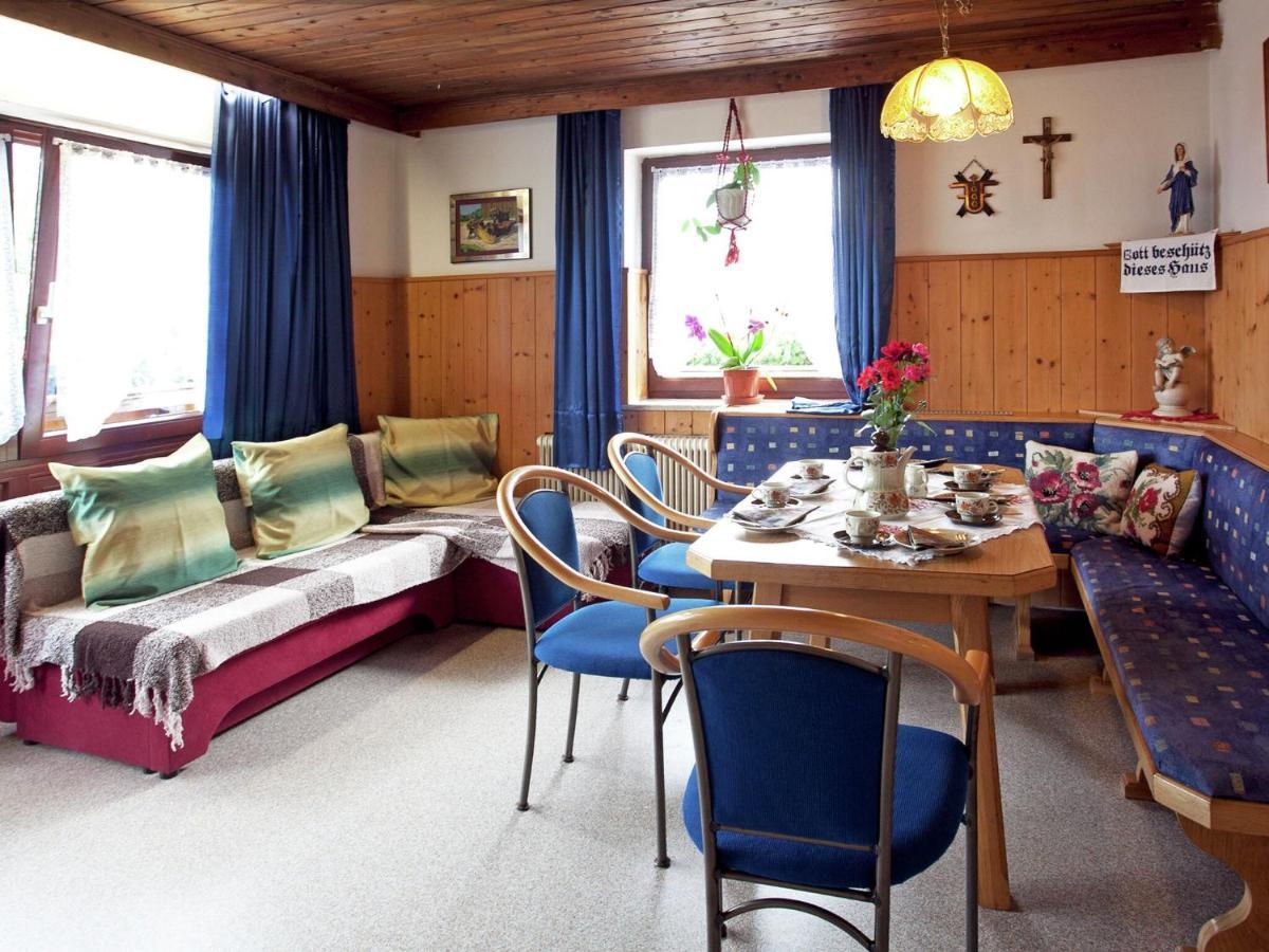 Sunny Holiday Flat With Balcony วาไกรน์ ภายนอก รูปภาพ