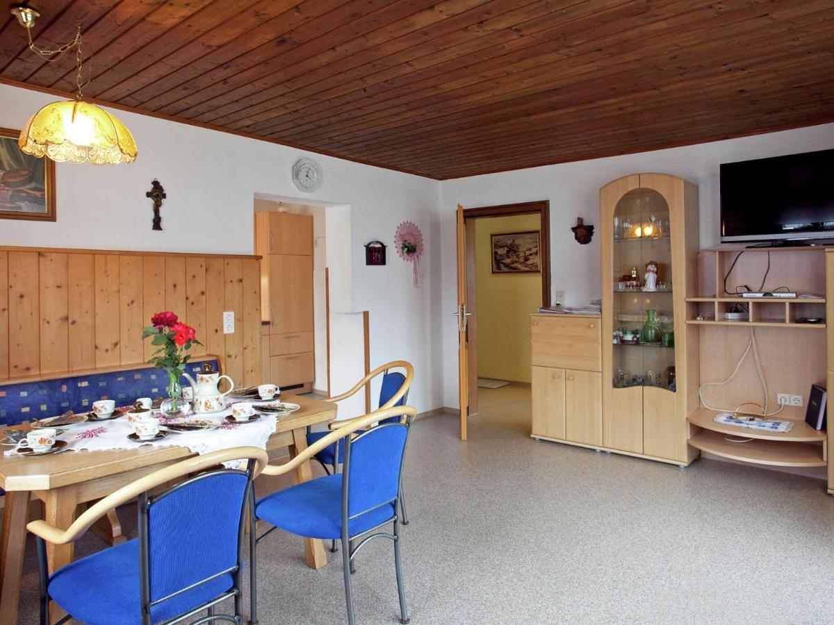 Sunny Holiday Flat With Balcony วาไกรน์ ภายนอก รูปภาพ