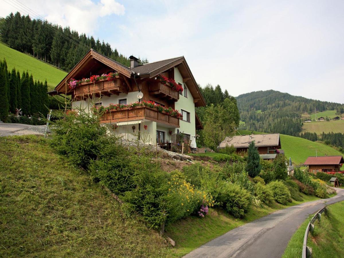 Sunny Holiday Flat With Balcony วาไกรน์ ภายนอก รูปภาพ